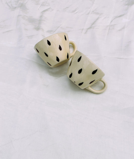 Black drop coffee mug