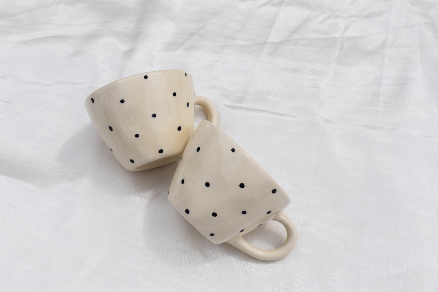 Black dotty mug