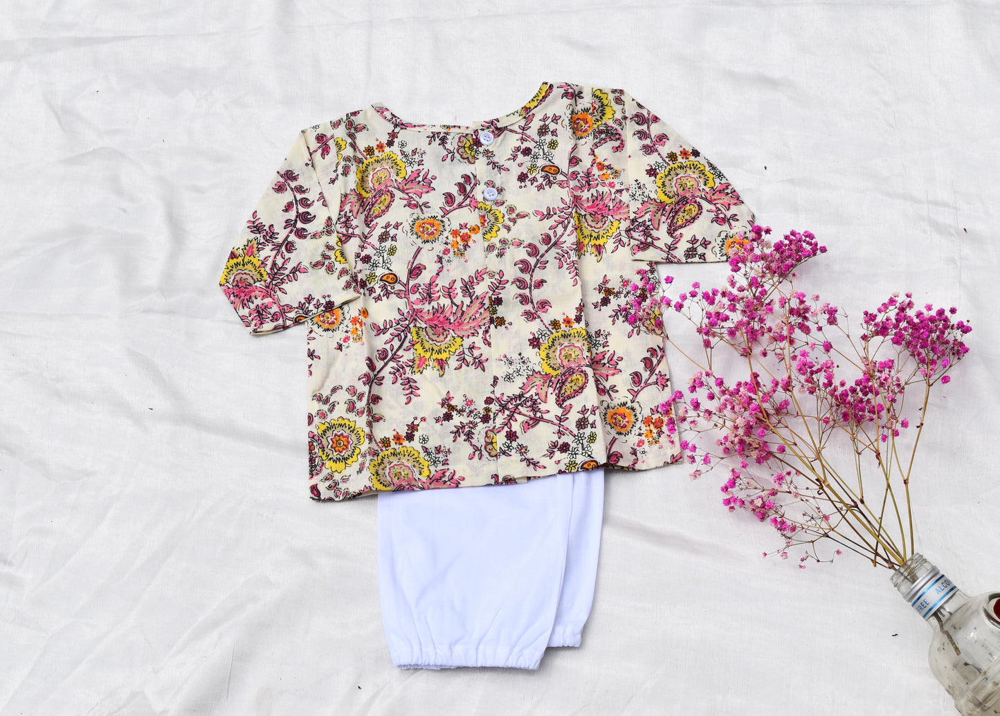 White - Unisex floral tops for new born babies