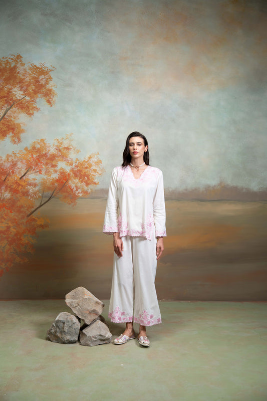 Off White Embroidery Cotton Silk Kurta Set 2 Pcs