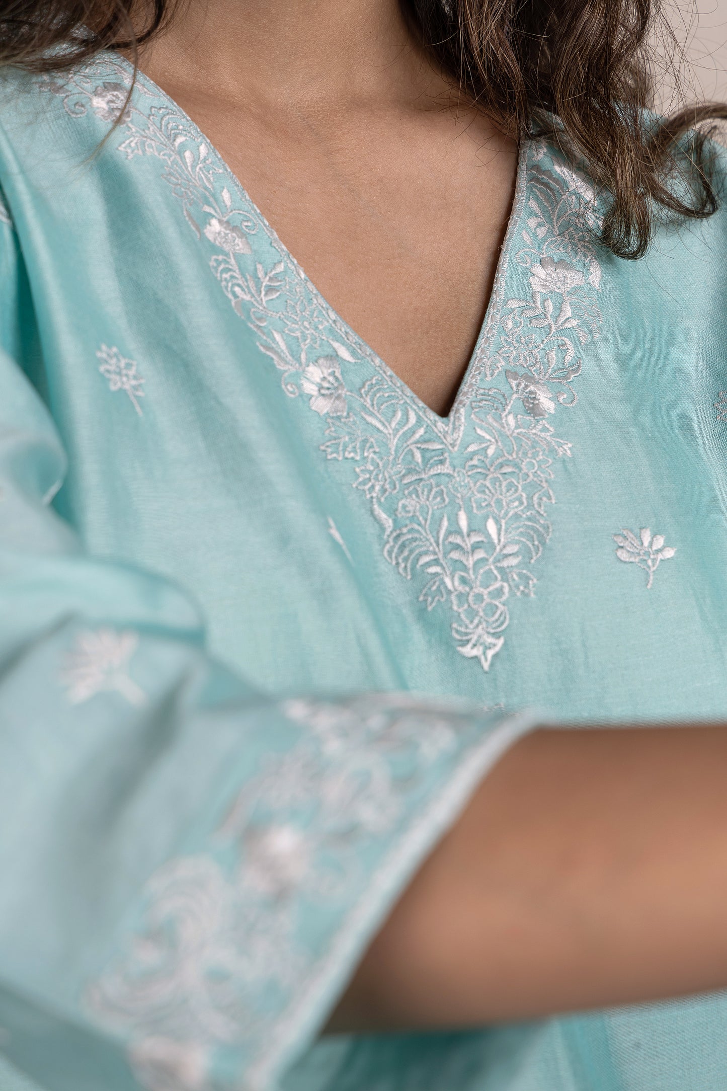 Sea Green embroidered Chanderi kurta paired with chanderi pants and dupatta