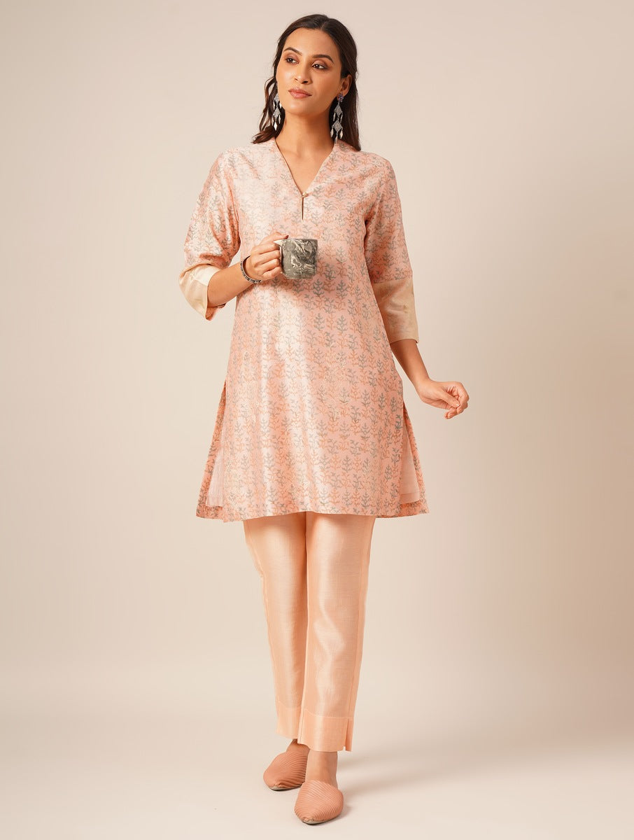 Pink chanderi handblock printed kurta with chanderi pants
