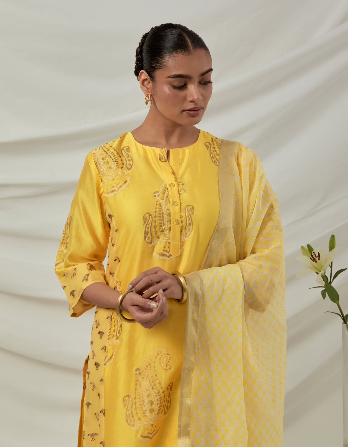 Yellow Chanderi hand block printed kurta with embroidered panels