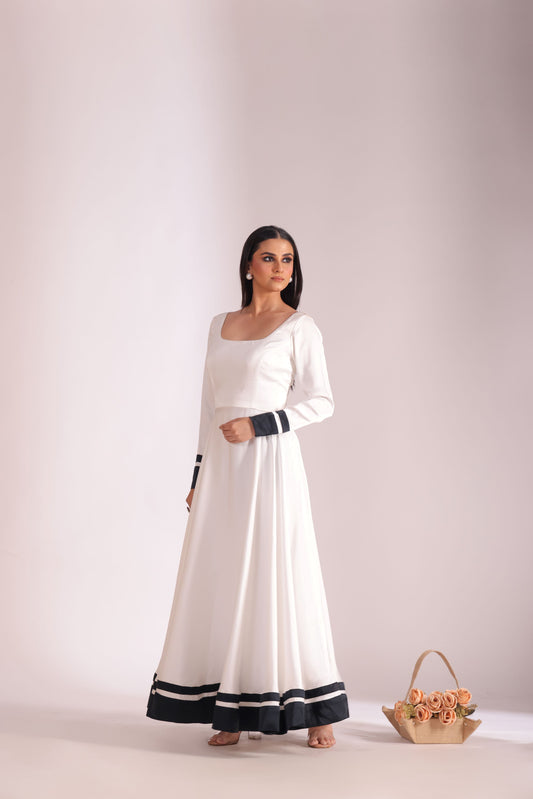 Jhalak White Anarkali with Chooridar and Dupatta- set of 3