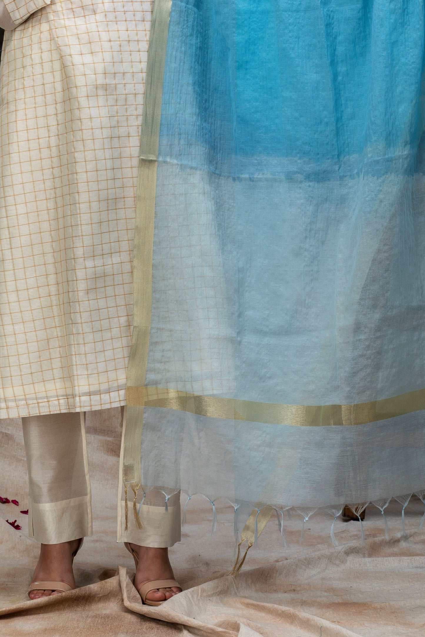 Handwoven Cotton Chanderi Shaded Dupatta with Zari Trims