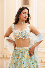 Load image into Gallery viewer, Mariam Lehenga set
