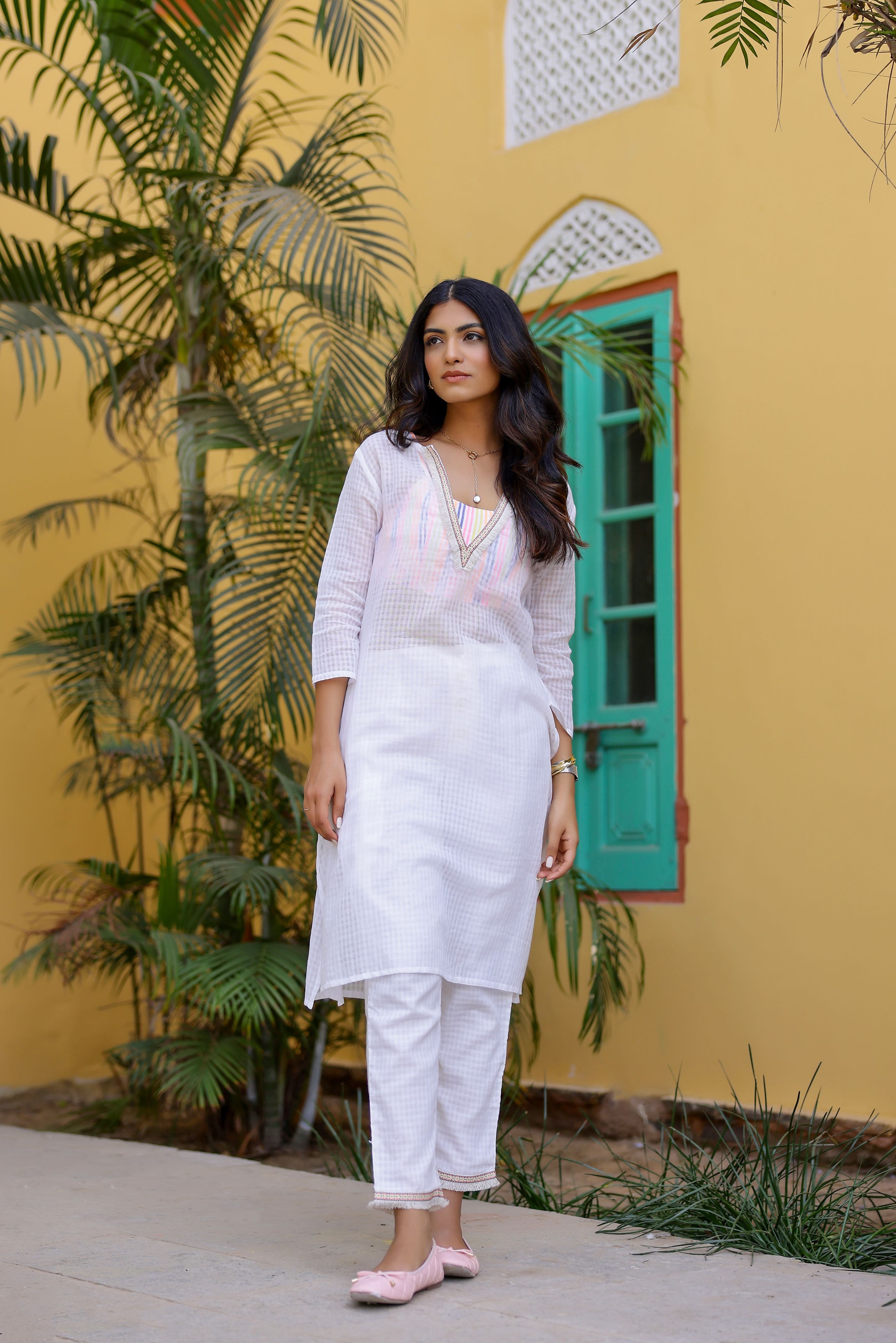 Peonia White Kurta-Pant with Stripe Bralette