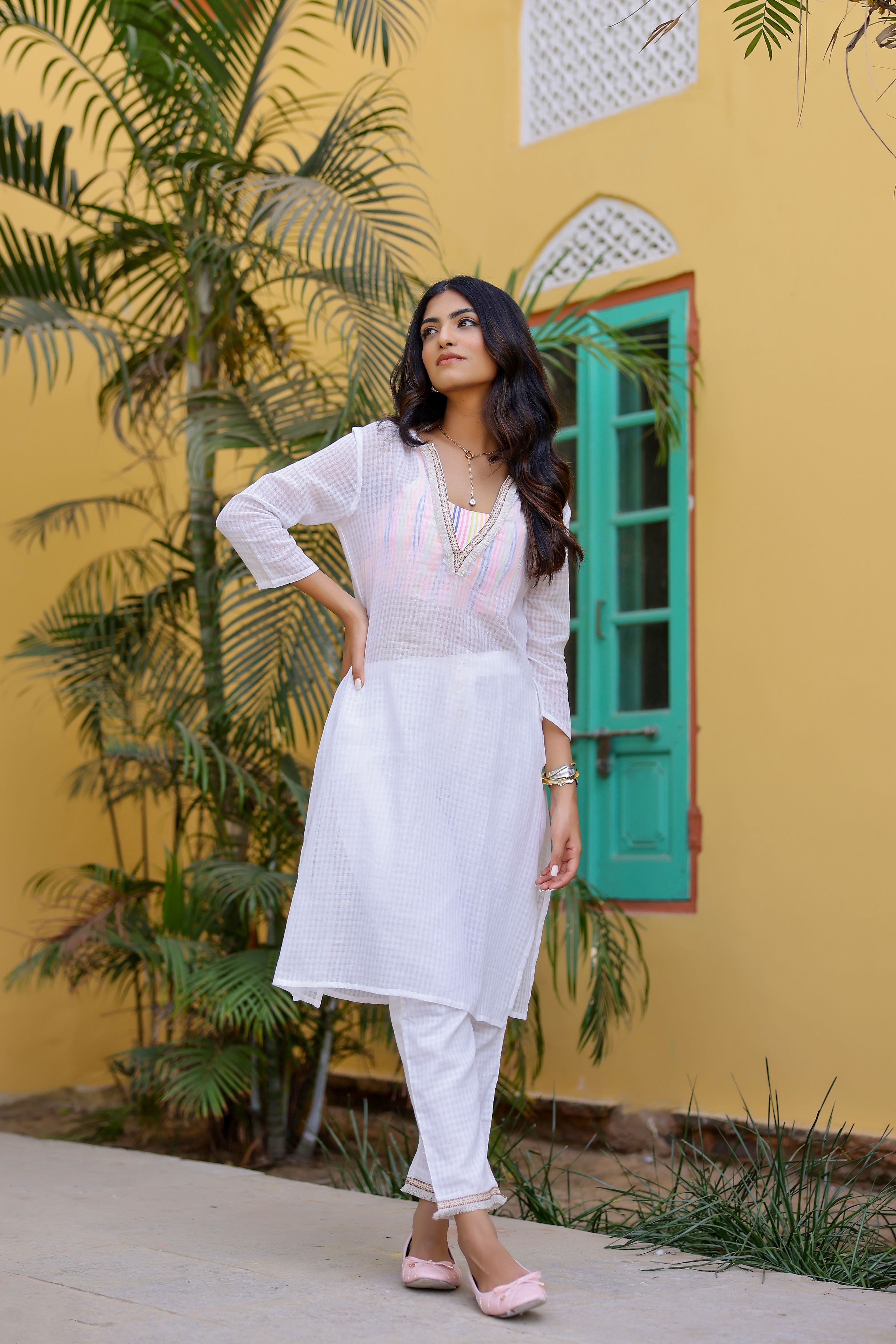 Peonia White Kurta-Pant with Stripe Bralette