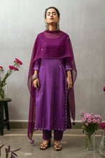 Load image into Gallery viewer, Aarsi Purple Mirror Purple Embroidered Dupatta
