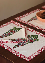 Load image into Gallery viewer, Fern &amp; Floral Table Mat &amp; Napkin - set of 2
