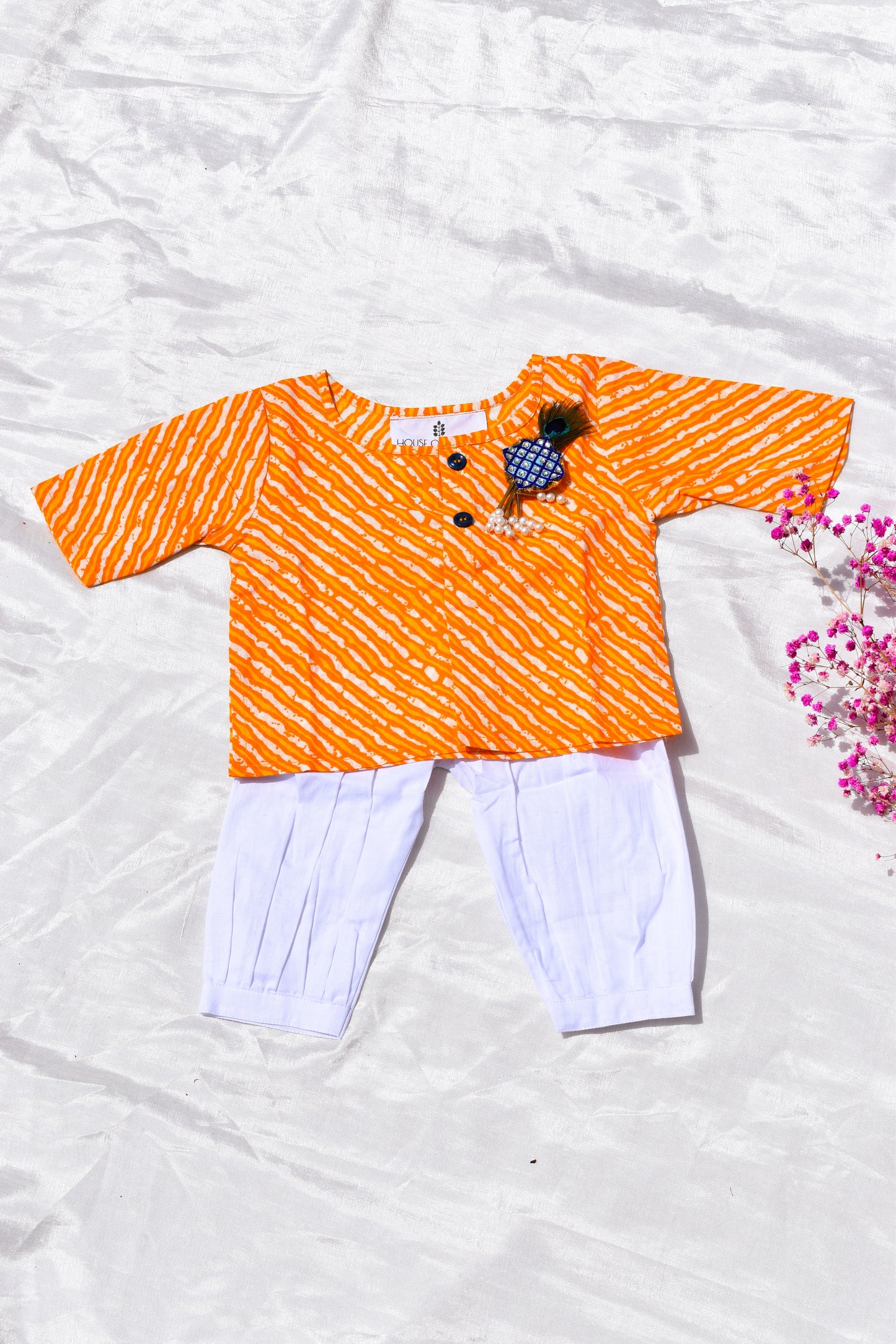 Yellow Leheriya Krishna - Unisex set for new borns