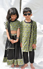 Load image into Gallery viewer, Padma Green &amp; Black Kurta payjama for little boys
