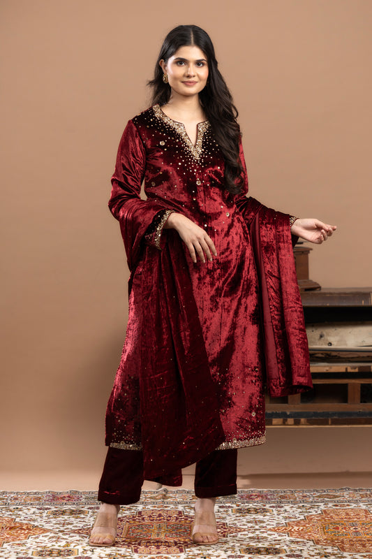Rivaaj Velvet Kurta with dupatta - Maroon