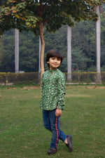 Load image into Gallery viewer, Amba - Shirt for boys
