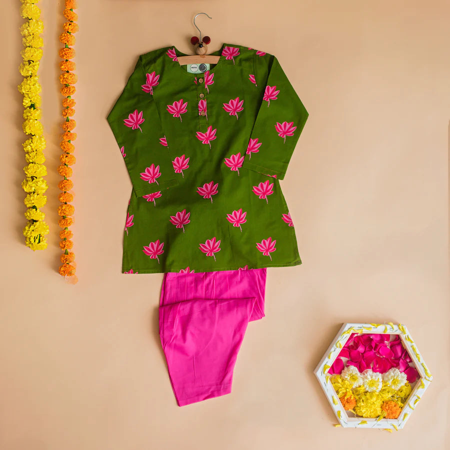 Lotus Blooms Ethnic Kurta Payjama for girls - Green