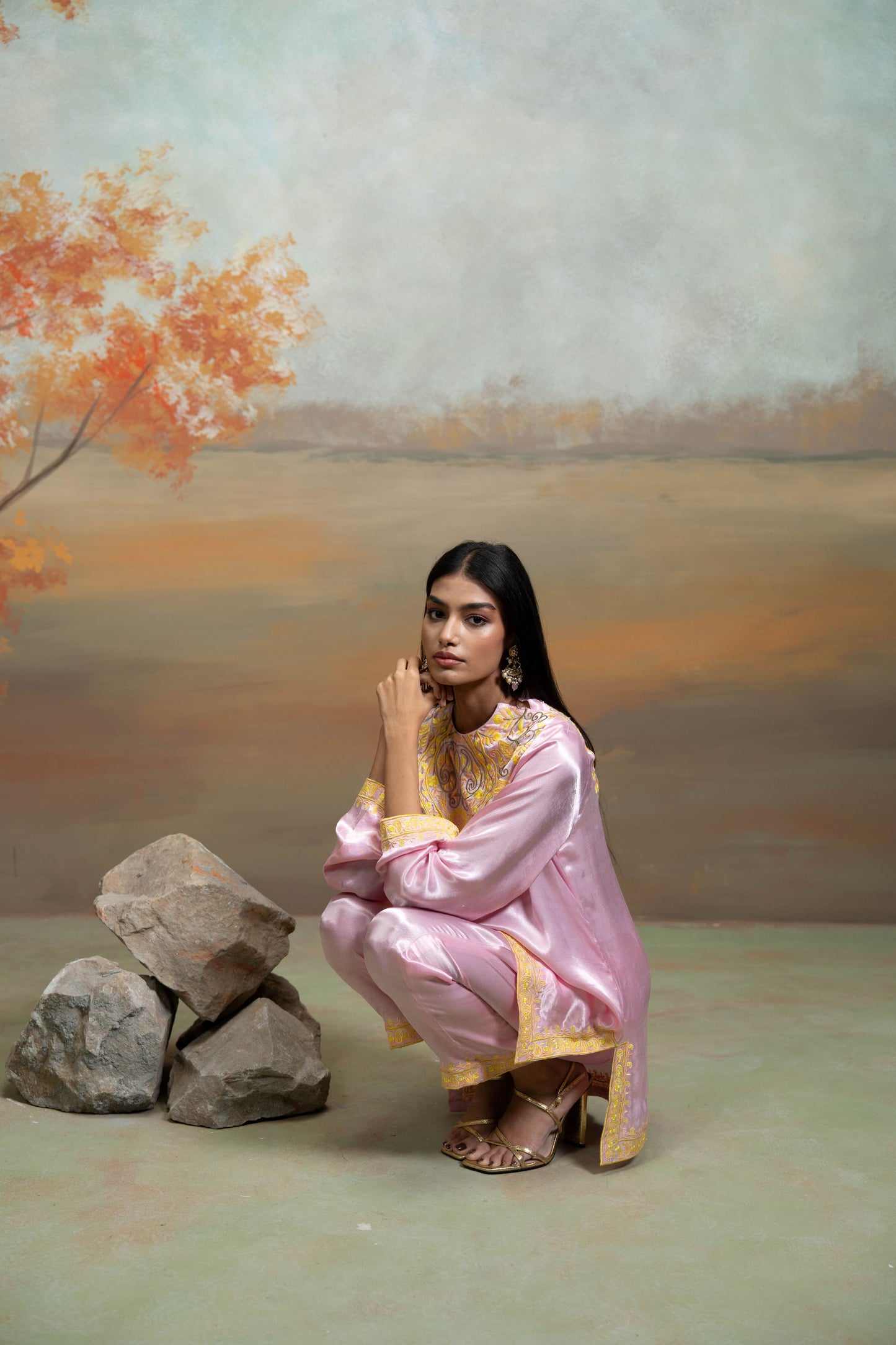 Pink Kashmiri Embroidery Cotton Silk Kurta 2 Pc