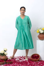 Load image into Gallery viewer, EMERALD GREEN CHANDERI DRESS
