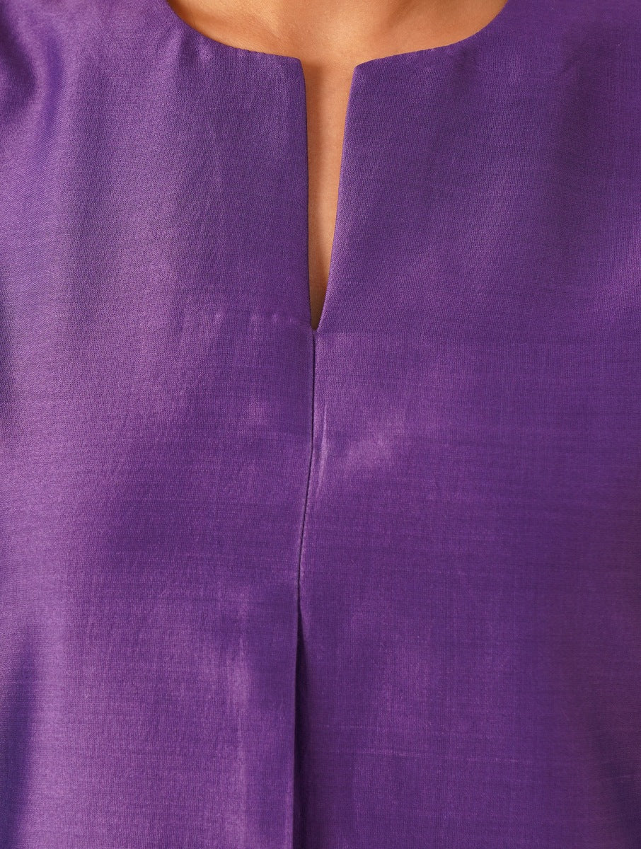 Mauve tunic with embroidred trims