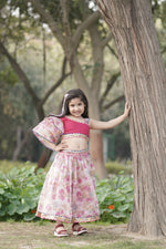 Load image into Gallery viewer, Varahai Organza Lehenga
