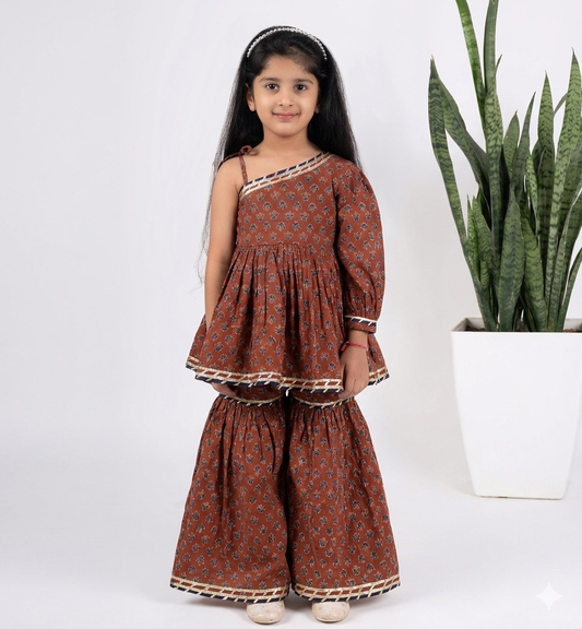 Maroon booti off shoulder printed peplum coord set for girls
