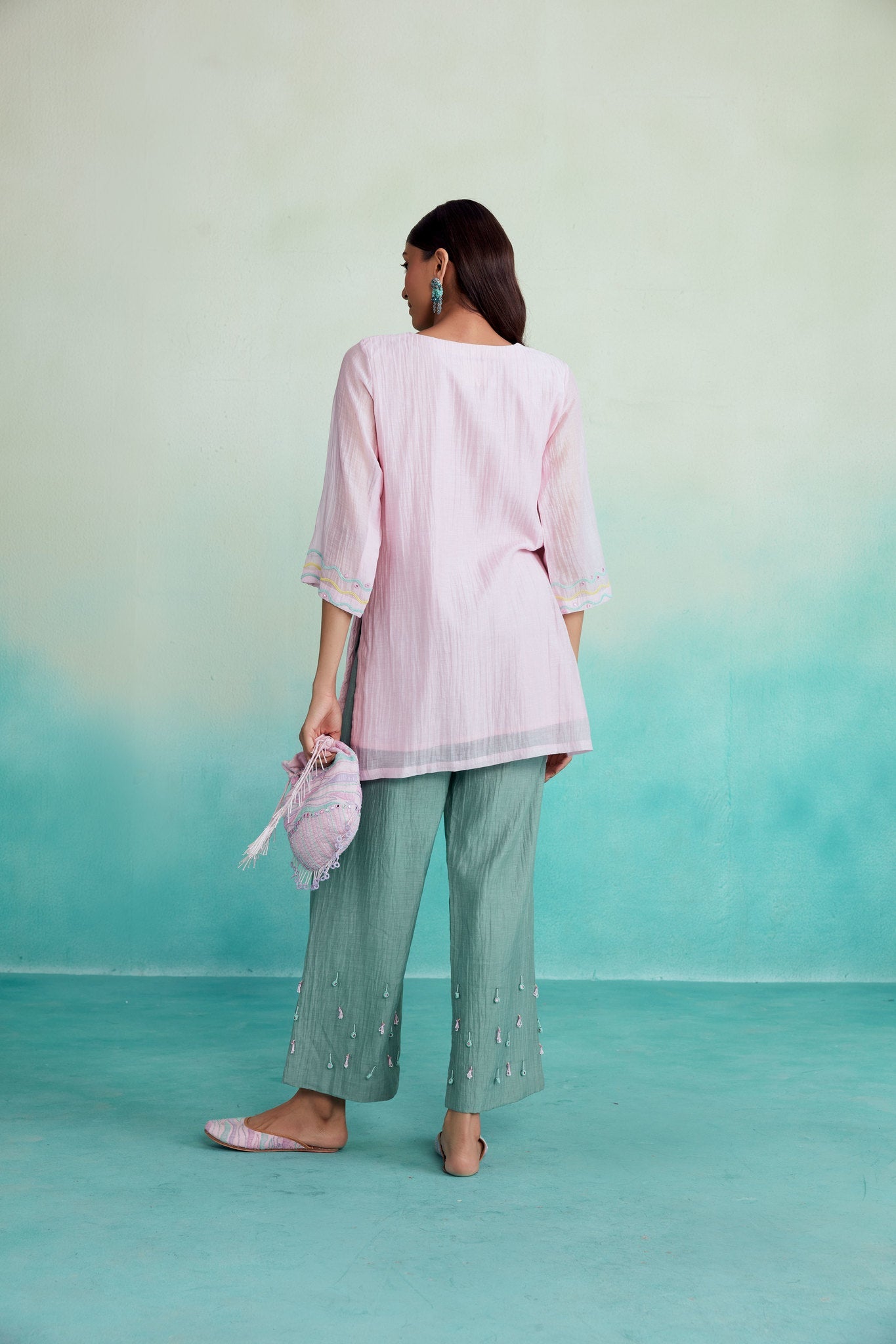 Roseglow kurta pants set - Orchid Pink Hand embroidered Kurta & Pants set