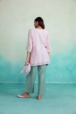 Load image into Gallery viewer, Roseglow kurta pants set - Orchid Pink Hand embroidered Kurta &amp; Pants set
