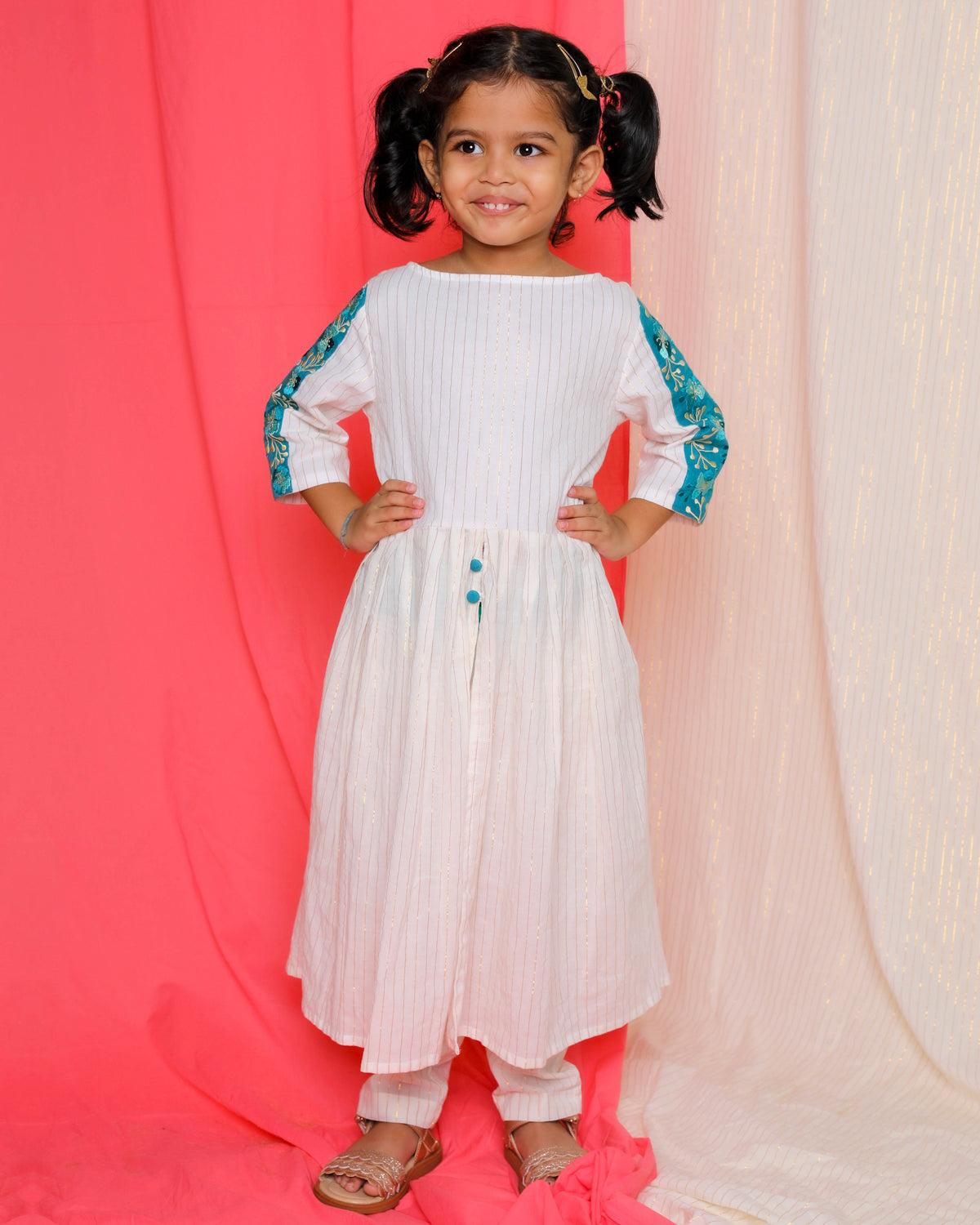 JUUI EMBROIDERED KURTA WITH TROUSERS, WHITE