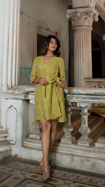 Load image into Gallery viewer, CARDAMOM LINEN WRAP DRESS
