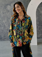 Load image into Gallery viewer, Frida Printed Black Shirt
