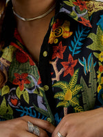 Load image into Gallery viewer, Frida Printed Black Shirt
