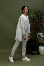 Load image into Gallery viewer, Chanderi Long Top with Handwoven Cotton Chanderi Stripes
