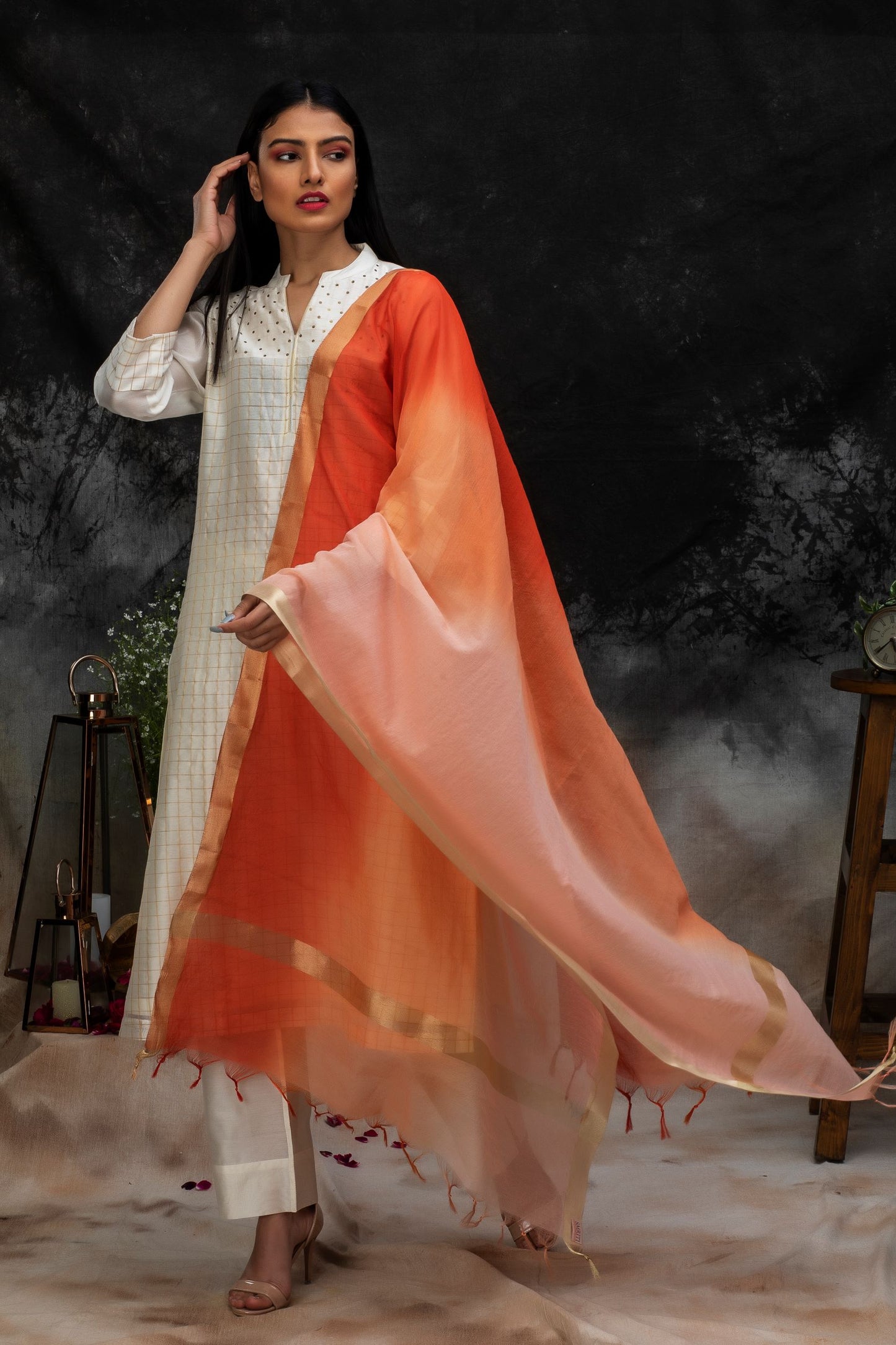 Handwoven Cotton Chanderi Shaded Dupatta with Zari Trims