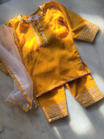 Load image into Gallery viewer, Manjal suit for little girls
